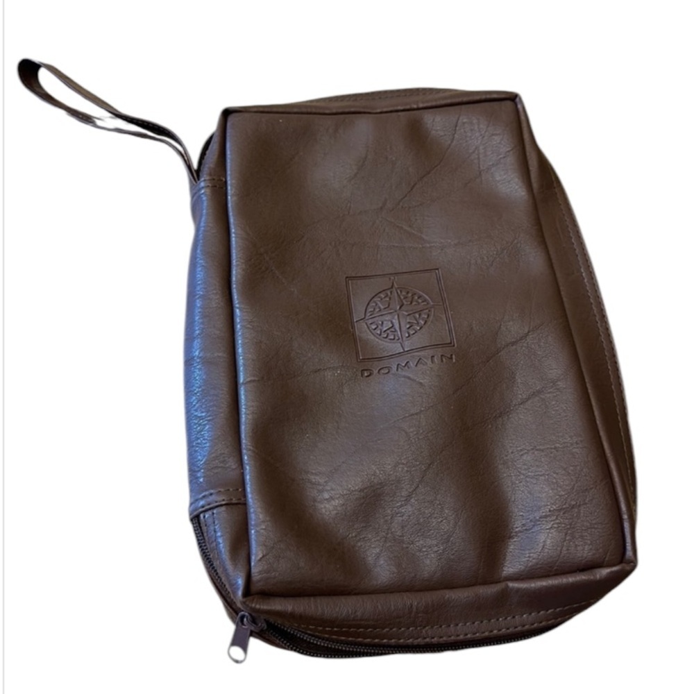 MARY KAY Domain toiletry bag